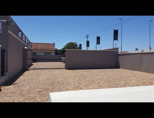 465M² OFFICE SOLD IN MILNERTON CENTRAL